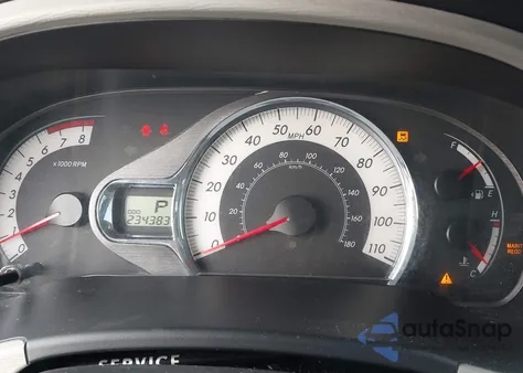 2013 Toyota Sienna Se 8 Passenger z USA, uszkodzony, nr VIN 5TDXK3DC8DS301634